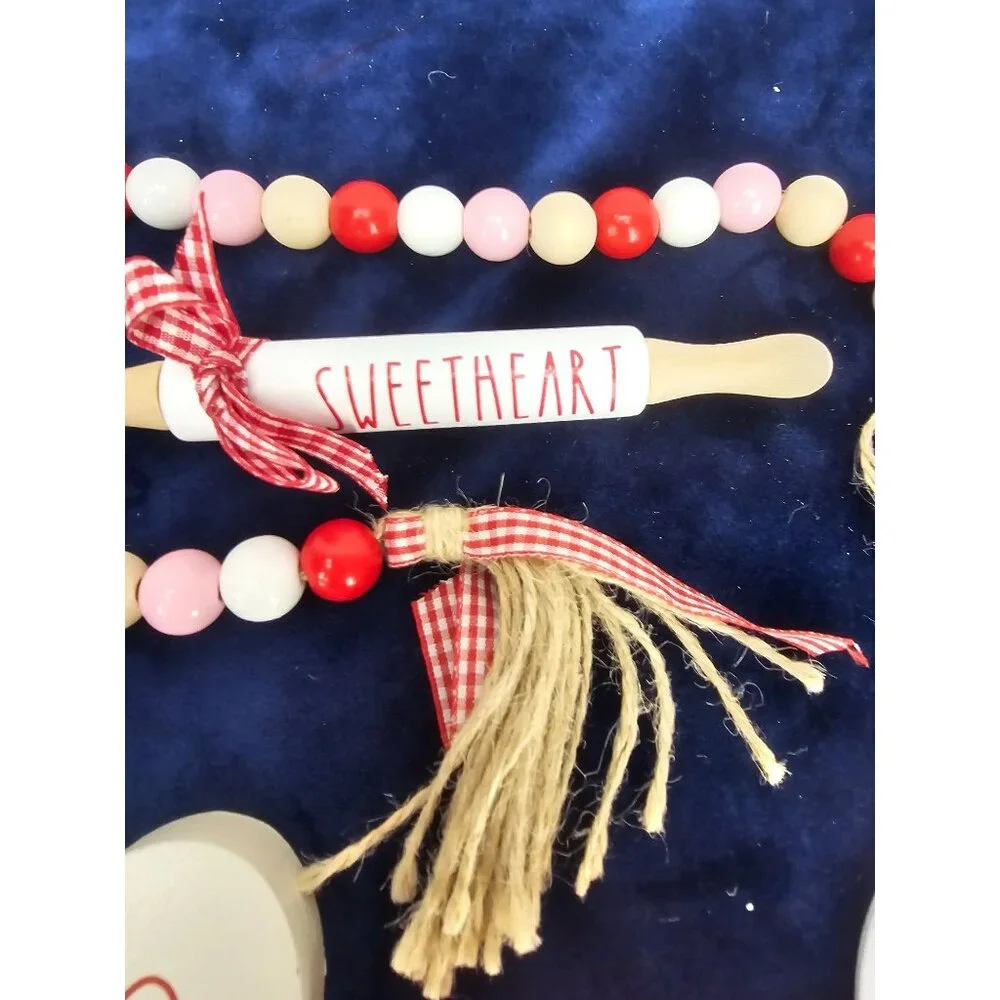 Valentine's Day Wooden Bead Garland Décor Set With Sweetheart XOXO Love & Hearts